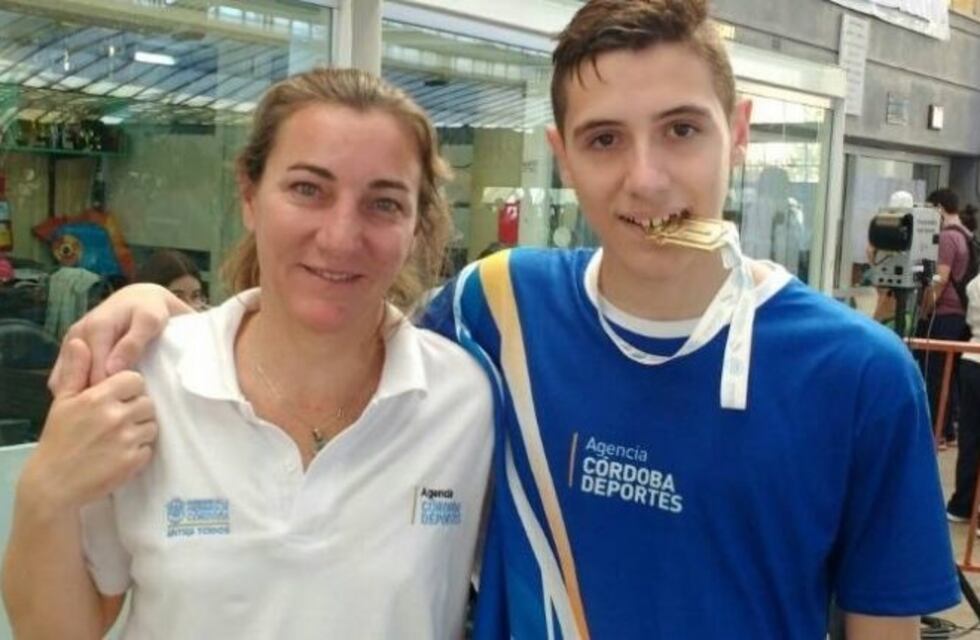 Benjamín Ghione se metió en la final de los 100 metros espalda