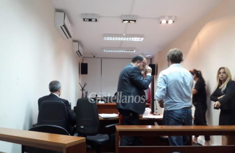 Brutal agresión de un imputado a un fiscal en plena audiencia