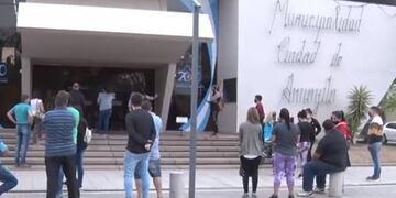 Comerciantes de Arroyito se manifestaron frente al Municipio de Arroyito