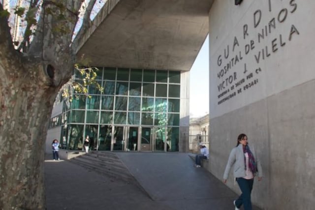 El pequeño fue atendido en el Hospital de Niños Víctor J\u002E Vilela\u002E (Archivo)