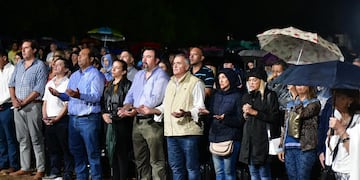 El gobernador y su comitiva participaron de la misa y escenificación "El Mensaje de Lourdes".