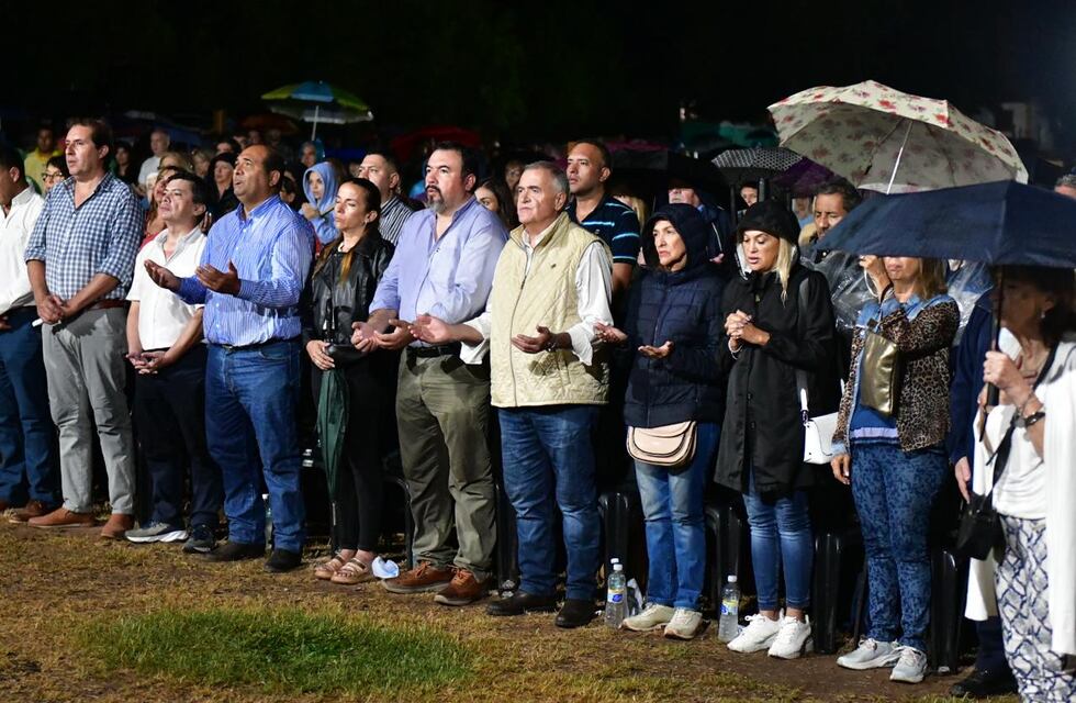 Jaldo acompañó el cierre de las festividades en honor a la Virgen de Lourdes