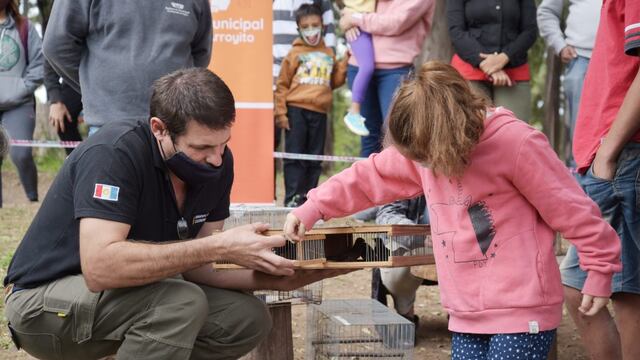 Fueron liberadas 58 aves en Arroyito por Policía Ambiental de Córdoba