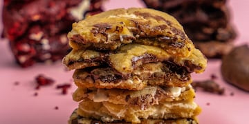 Cómo hacer Crumbl Cookies caseras: la receta para que te queden iguales a las virales