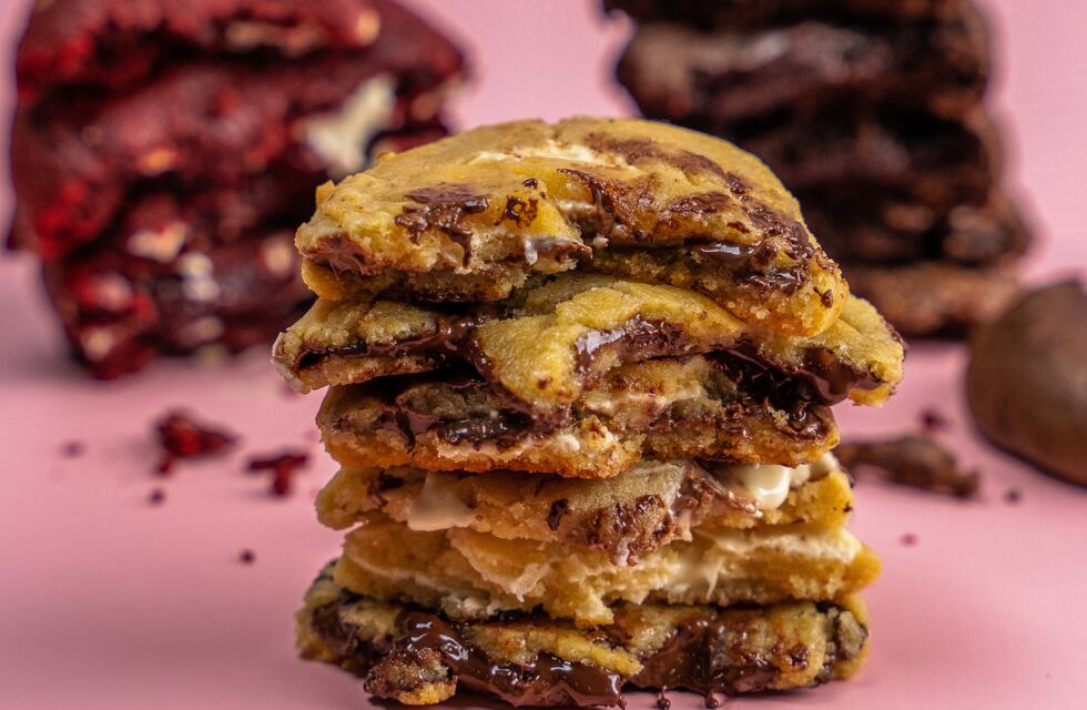 Cómo hacer Crumbl Cookies caseras: la receta para que te queden iguales a las compradas
