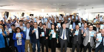 Jaldo se reunió con los 93 delegados comunales de la provincia para trazar estrategias de trabajo