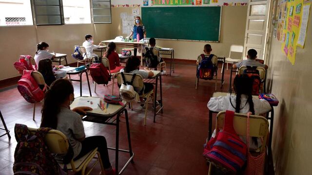 Se conoce con detalle el número de las personas contagiadas dentro de las escuelas. (Ramiro Pereyra)
