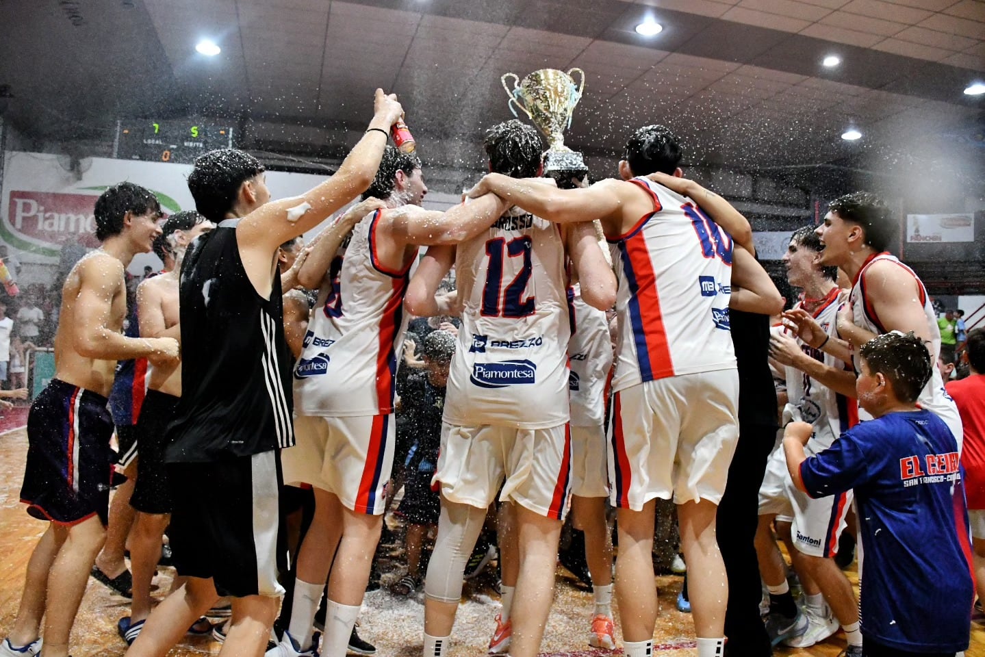El Ceibo de San Francisco es el Campeón de la Liga Provincial A de Básquet