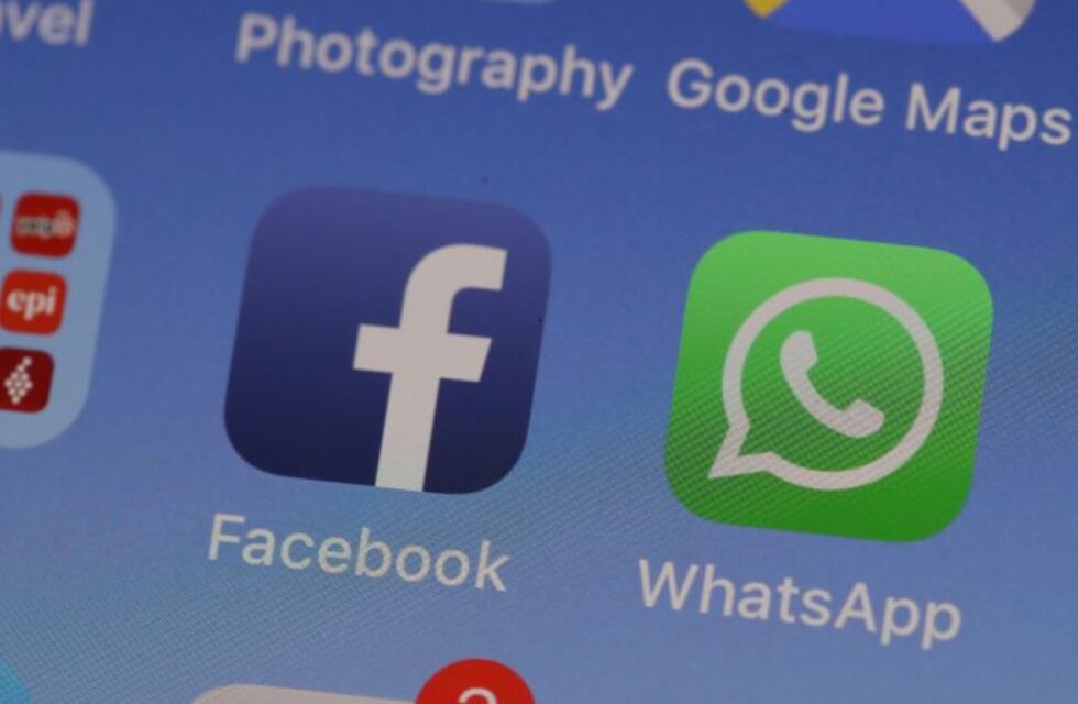 Facebook ahora podrá leer las conversaciones de WhatsApp
