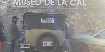 Los autos antiguos en el Museo de La Cal