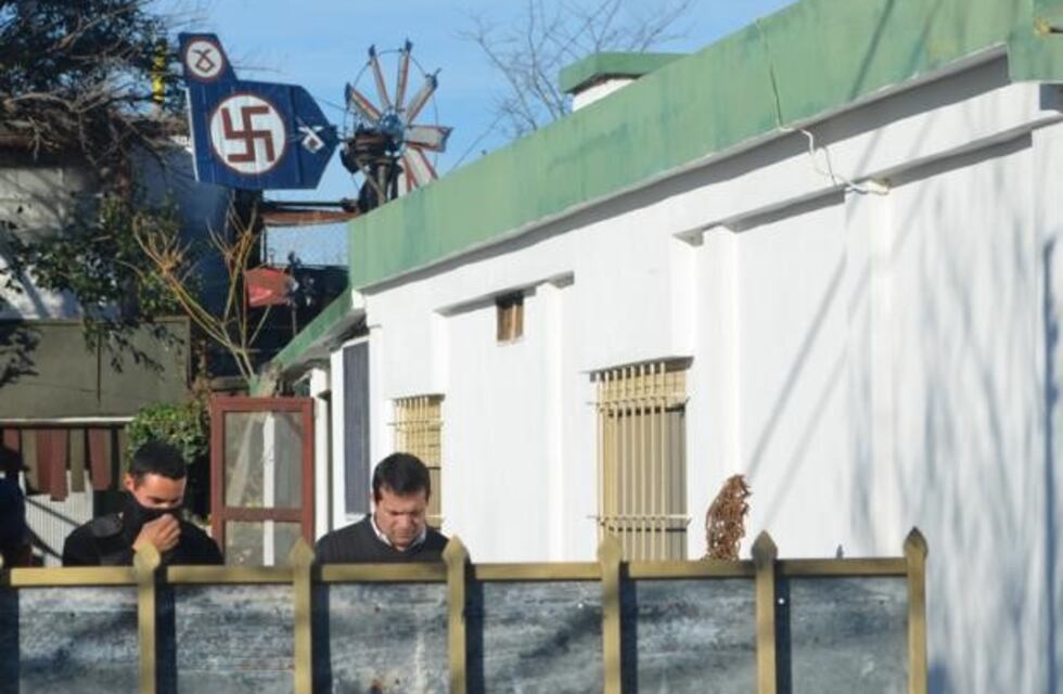 En Alta Gracia: desde una veleta con esvástica a colección nazi