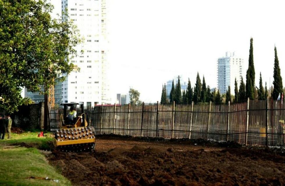 Iniciaron las obras de corrimiento de vías para avanzar con la doble traza de la Avenida de la Costa