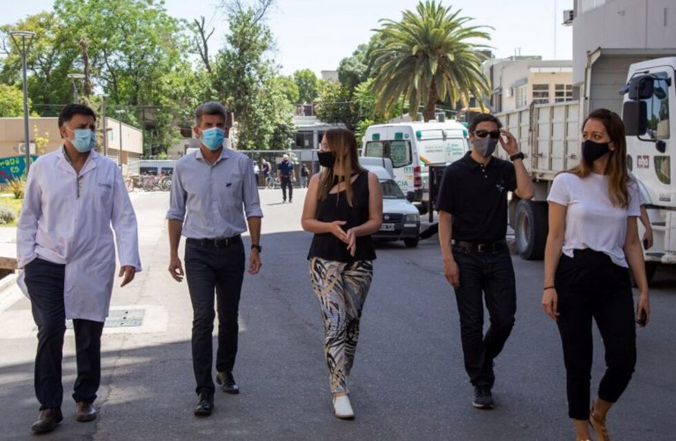 Ulpiano Suarez recorrió las instalaciones del Hospital Central