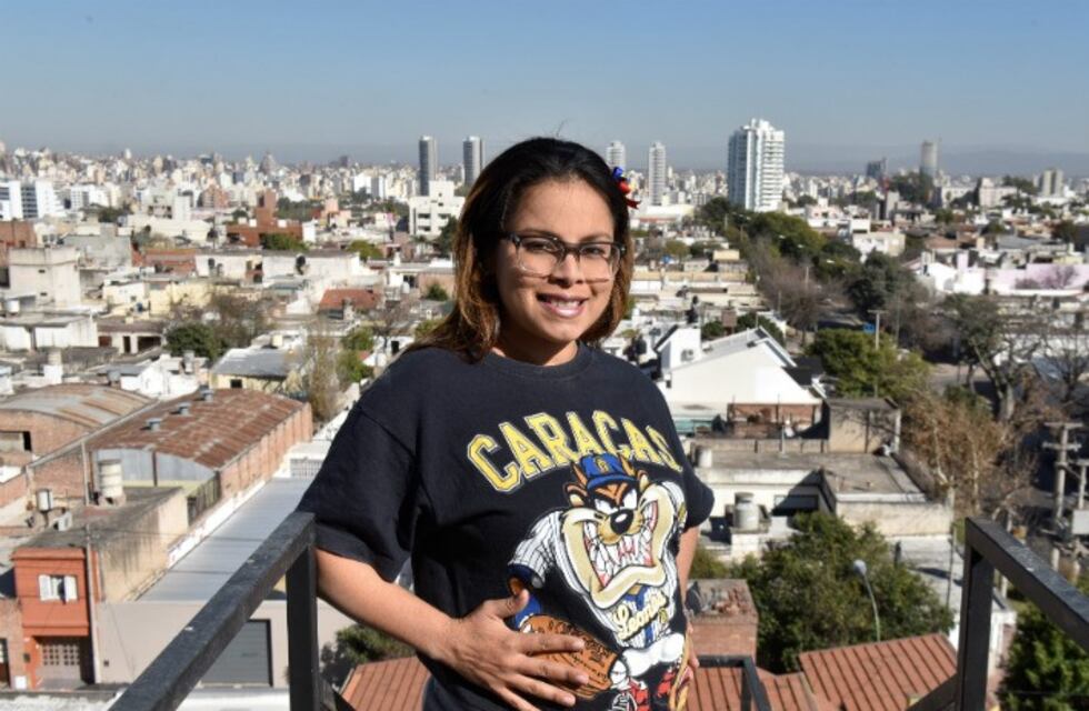 Marjory, la venezolana que viajó en colectivo a Córdoba escapando de la crisis para que su hijo nazca acá