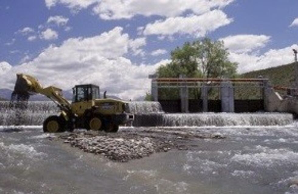 La Oficina Anticorrupción denunció a dos empresas mendocinas