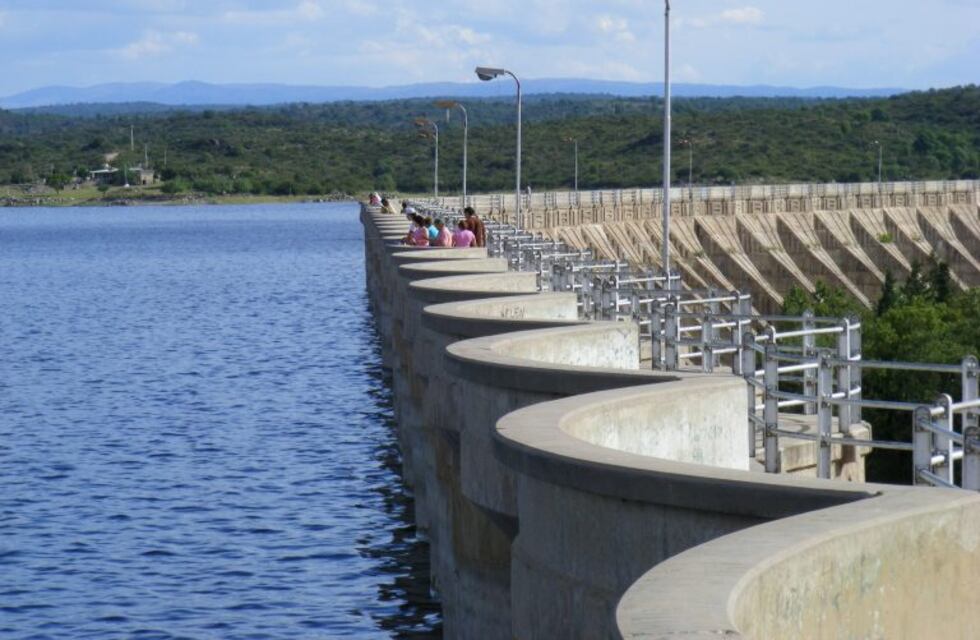 Lejos de crecer algo por las lluvias, todos los diques de Córdoba bajaron su nivel