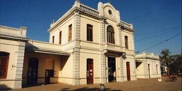 El municipio decidió pagar en dos tramos el aumento otorgado por el gobierno provincial\u002E Rige desde el 1 de marzo y comprende un 25%