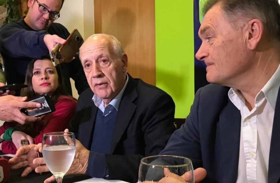 Lavagna planteó en Córdoba recuperar la economía con la "movilidad del consumo"