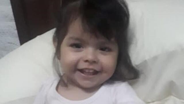 Ainhoa, nena que necesita un tratamiento en Santa Fe\u002E (Facebook)