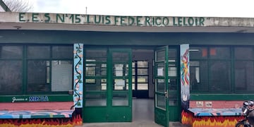 Escuela de Formación Laboral Nº 15 \