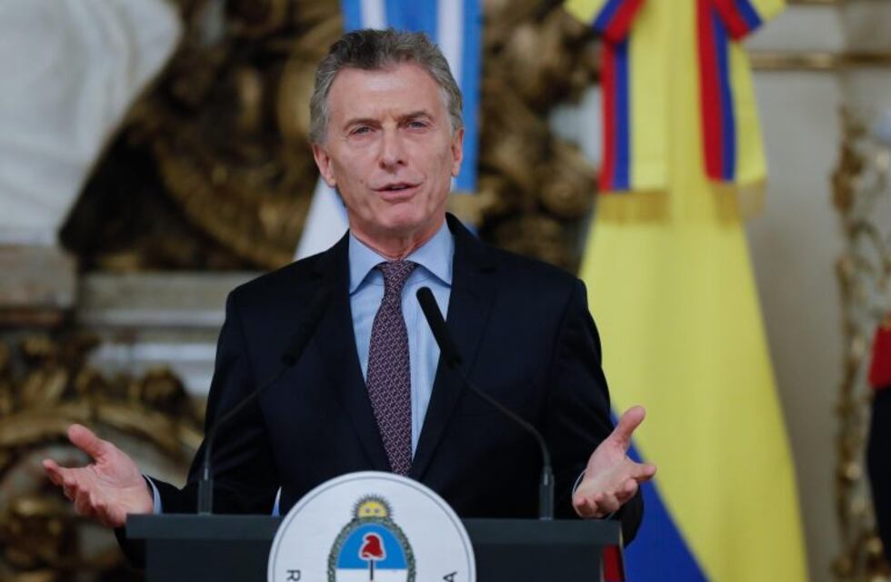 Macri presenta "Justicia Perseguirás", un libro que reclama justicia por la AMIA