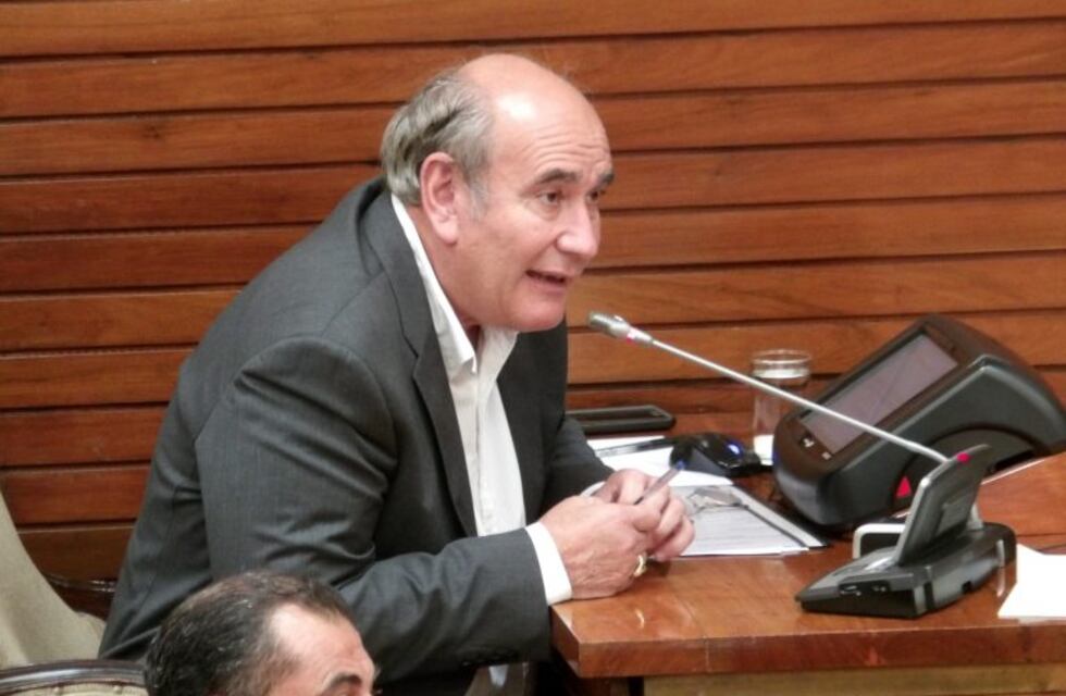 Enfurecido con Snopek, Rivarola lo acusa de "trabajar para Cambiemos"