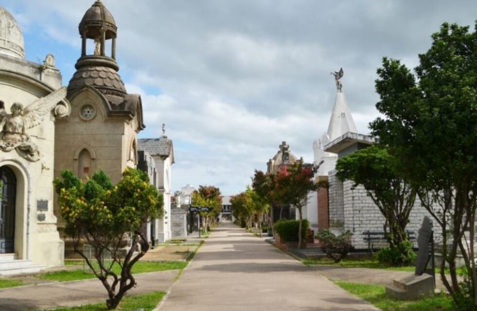 Córdoba insegura: robaron portones de un cementerio