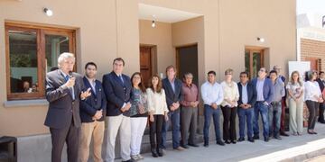 Morales subrayó la entrega de las nuevas viviendas, no sin recordar que también “hemos estado al lado de cada familia en el momento más difícil, con lo más prioritario”\u002E