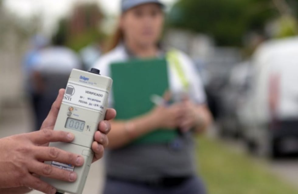 Detuvieron a un hombre en el Manzano Histórico por conducir alcoholizado y sin documentación
