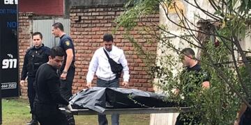 El homicidio se produjo esta mañana en la zona oeste de la ciudad capital\u002E (Aire de Santa Fe)