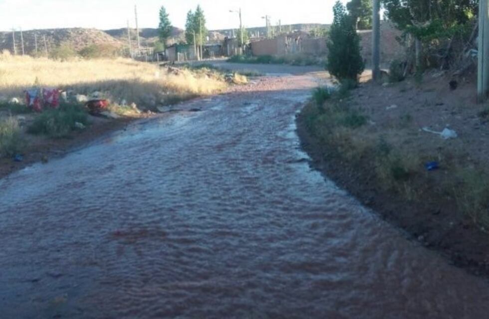 Por la rotura de un caño hay ocho barrios sin agua