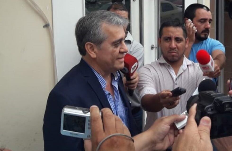 Nievas: "No faltan viviendas, ni dinero"