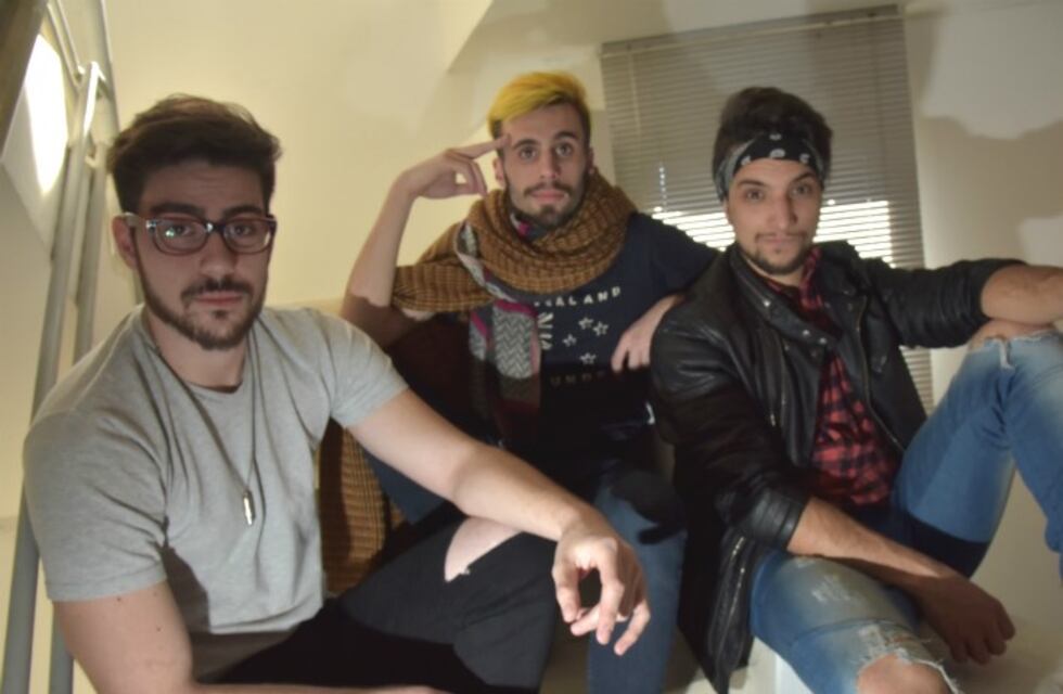 Conocé a Power Sexy, el fenómeno youtuber que llega al teatro