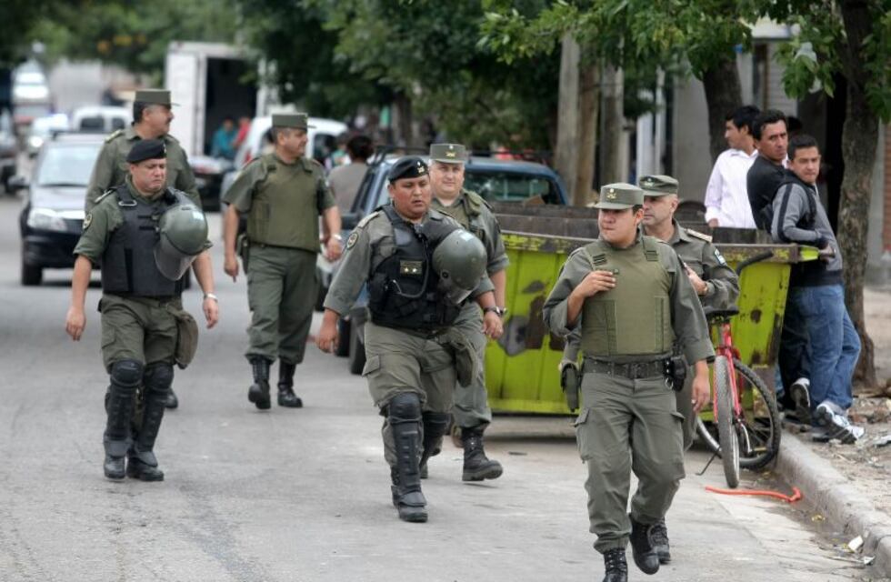 Procesan a seis gendarmes que lesionaron a integrantes de una murga en la Villa 1-11-14