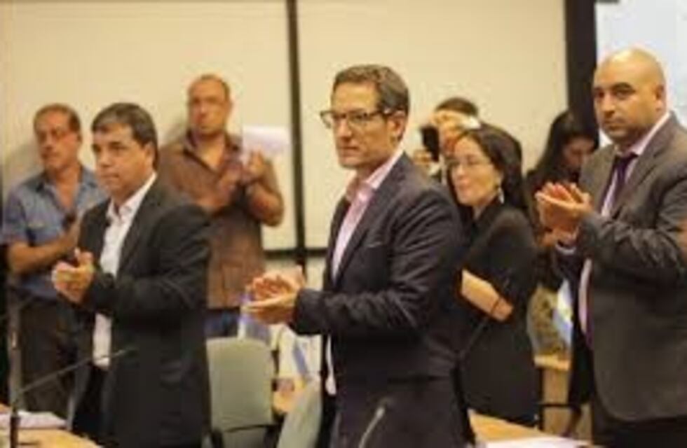 Piden informes sobre oferente en el servicio de la basura