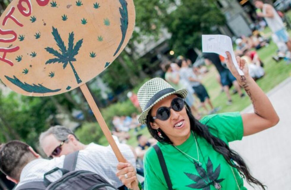 Masiva marcha por la despenalización de la marihuana y una nueva ley de drogas