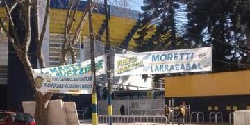 La policía detuvo a dos hombres que revendían entradas en la cancha de Central\u002E (Nico Filomeno)