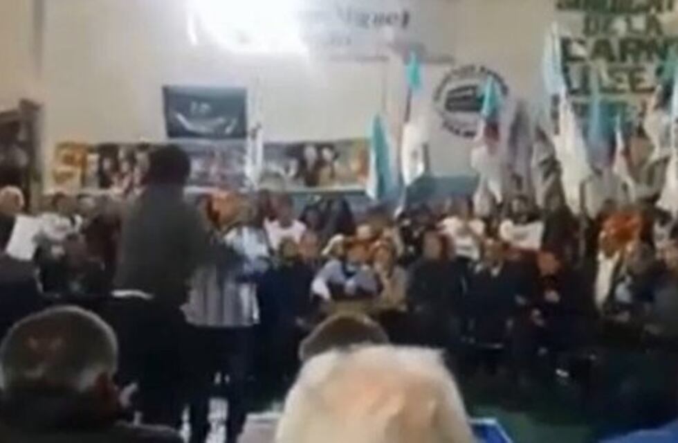 Un acto peronista en San Miguel terminó a las trompadas