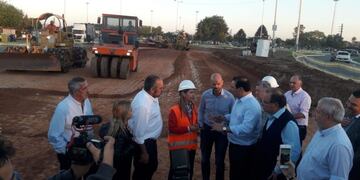 Gustavo Valdés y Guillermo Dietrich recorriendo la autovía