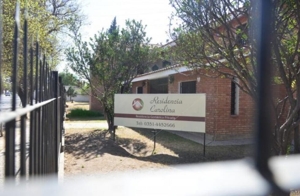 Casos de COVID-19 en un geriátrico de Alto Alberdi causaron enojo de los familiares