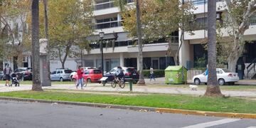 La Justicia comprobó que no se cumple la normativa vigente en el corredor peatonal desde Montevideo hasta Arturo Illia.
