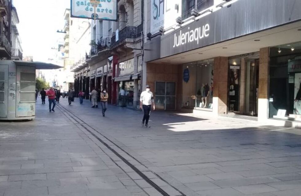 Alegría y expectativa de comerciantes con el debut de la fase 4 de la cuarentena