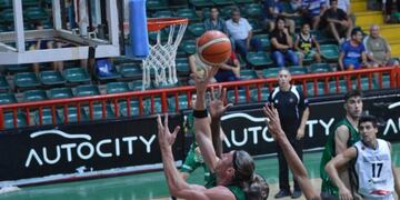 Hermann, a pura potencia para que Atenas encuentre el rumbo\u002E