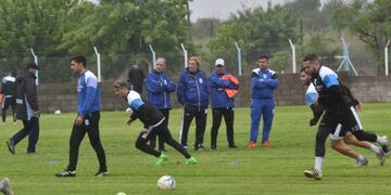 Racing entrenó este viernes y el domingo enfrenta a Deportivo Maipú\u002E