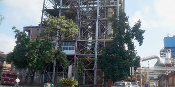 Parte de las instalaciones del complejo fabril del Ingenio Ledesma\u002E