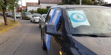 Una nutrida caravana hizo escuchar su reclamo en la Ciudad el Tajamar\u002E