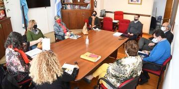 Directivos docentes reclaman al ministro (APN)