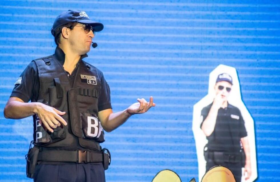 Todos contra la pared: llega el oficial Gordillo a Resistencia