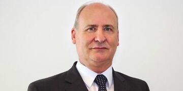 El funcionario rescatu00f3 la gestiu00f3n de Antonio Bonfatti como una excepciu00f3n a su regla.