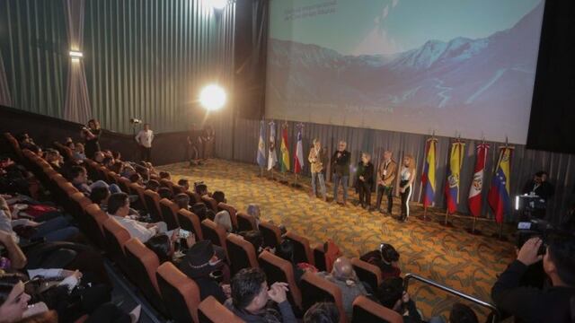 Acto de apertura de la 5ª edición del Festival Internacional de Cine de las Alturas en Jujuy